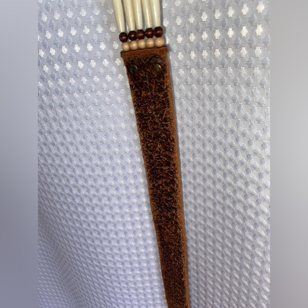 Womenās VINTAGEā BOHO brown leather belt with brass buckle size 28 - Picture 5 of 16